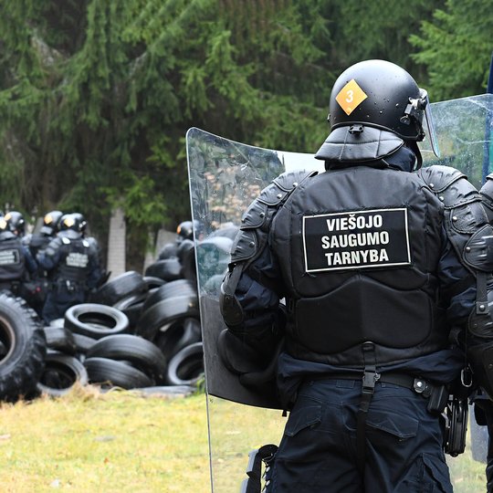 Tarnybos Vilniaus dalinio taktinės pratybos Rudininkuose