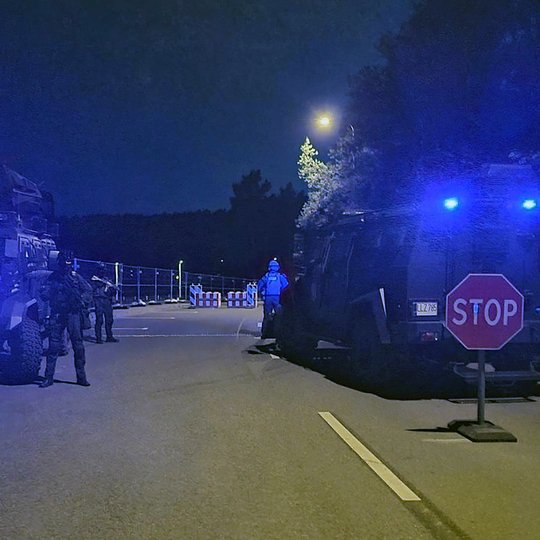 Tarnybos pareigūnai padėjo užtikrinti viešąjį saugumą