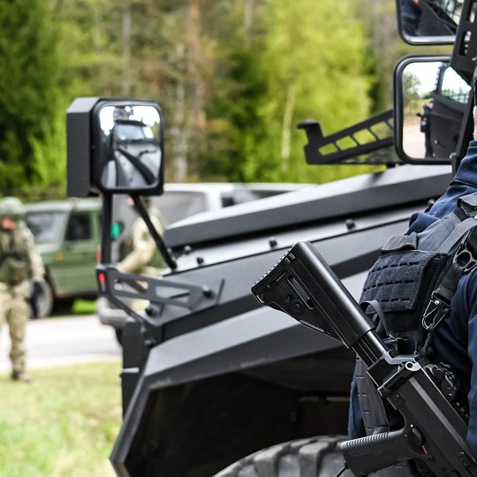Viešojo saugumo tarnybos Visagino dalinio taikos meto užduočių pratybos